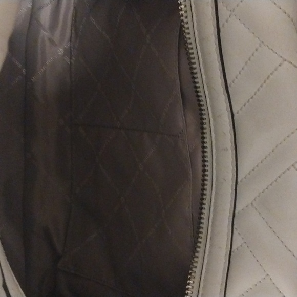 Michael Kors Kathy Quilted Bag - Picture 12 of 12